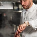 portrait chef Quentin Maufrais en cuisine