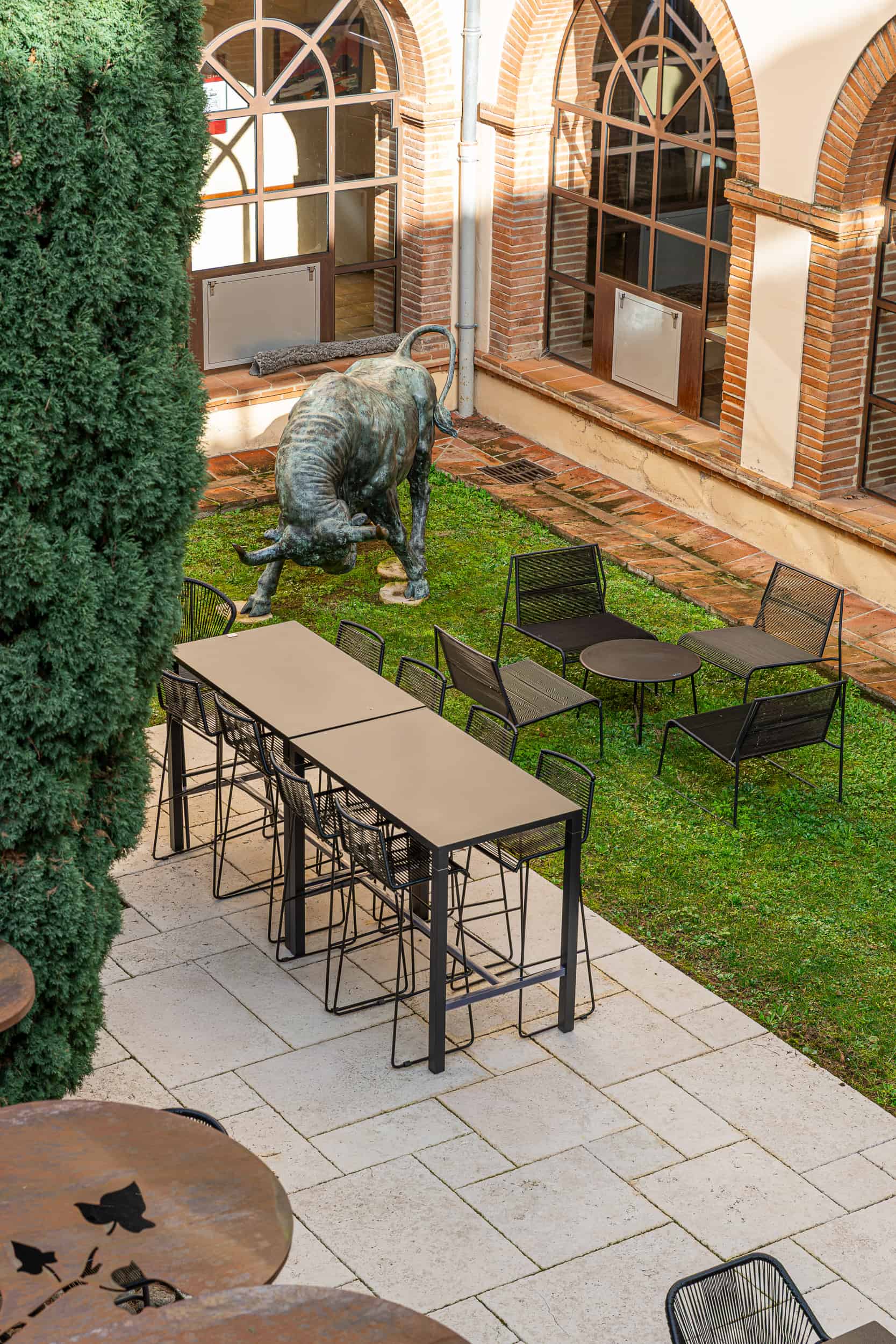 photographie immobilier Dali Hotel Montauban architecture Qapture jardin terrasse