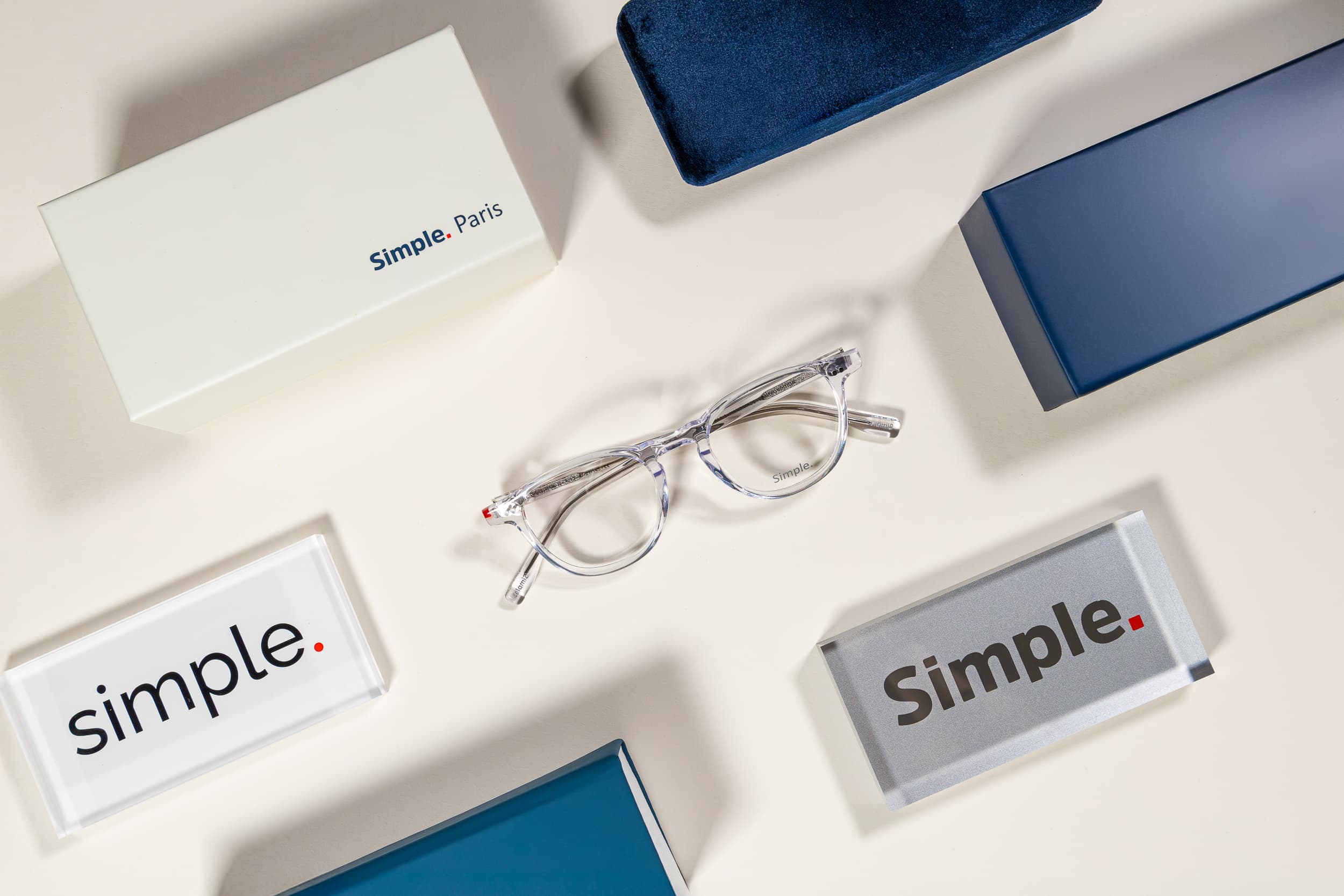 photographie de produit mise en scène lunettes de vue optic2000 Carcassonne Qapture Simple