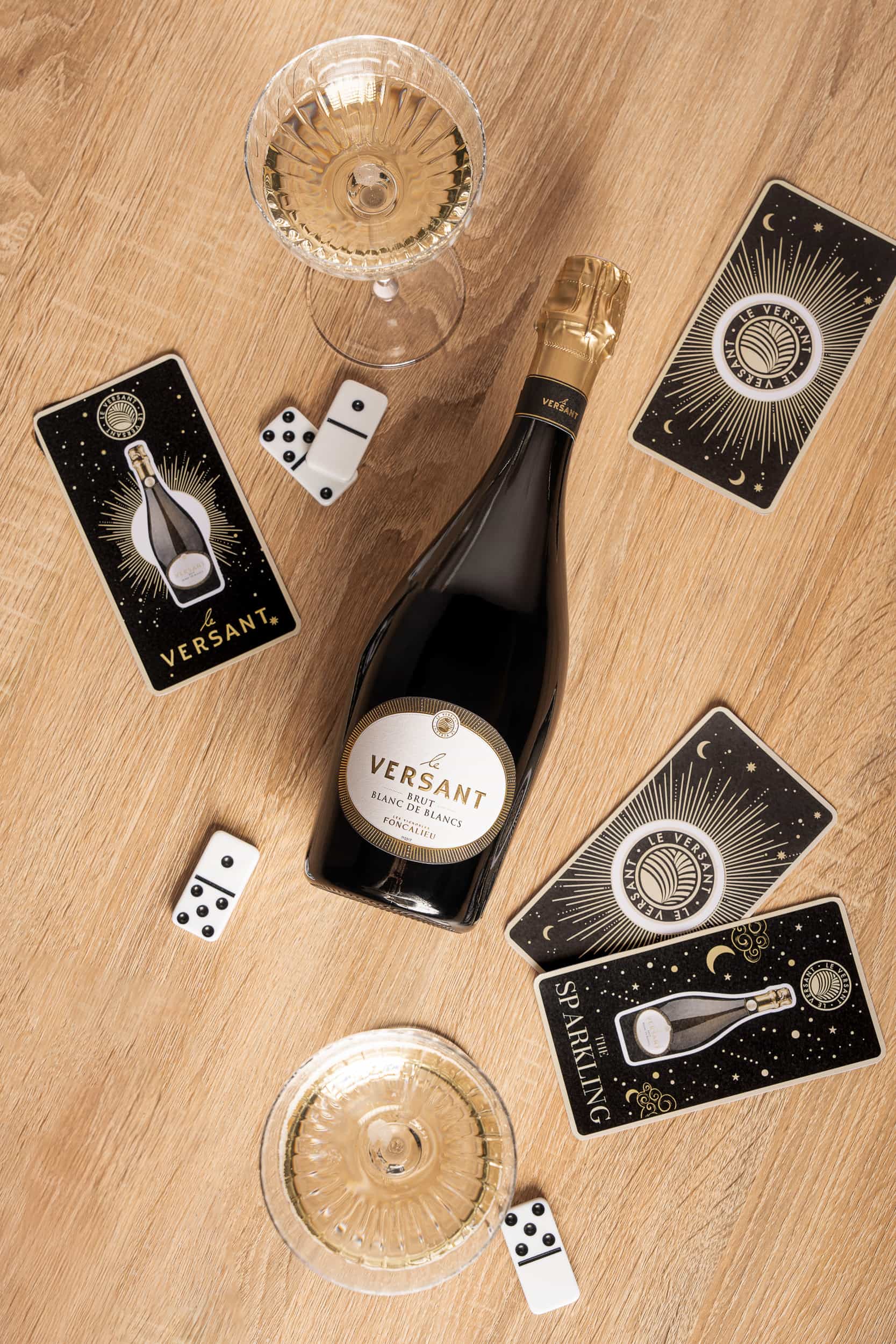 Photographie produit vin les Vignobles de Foncalieu le Versant Qpature jeu de cartes