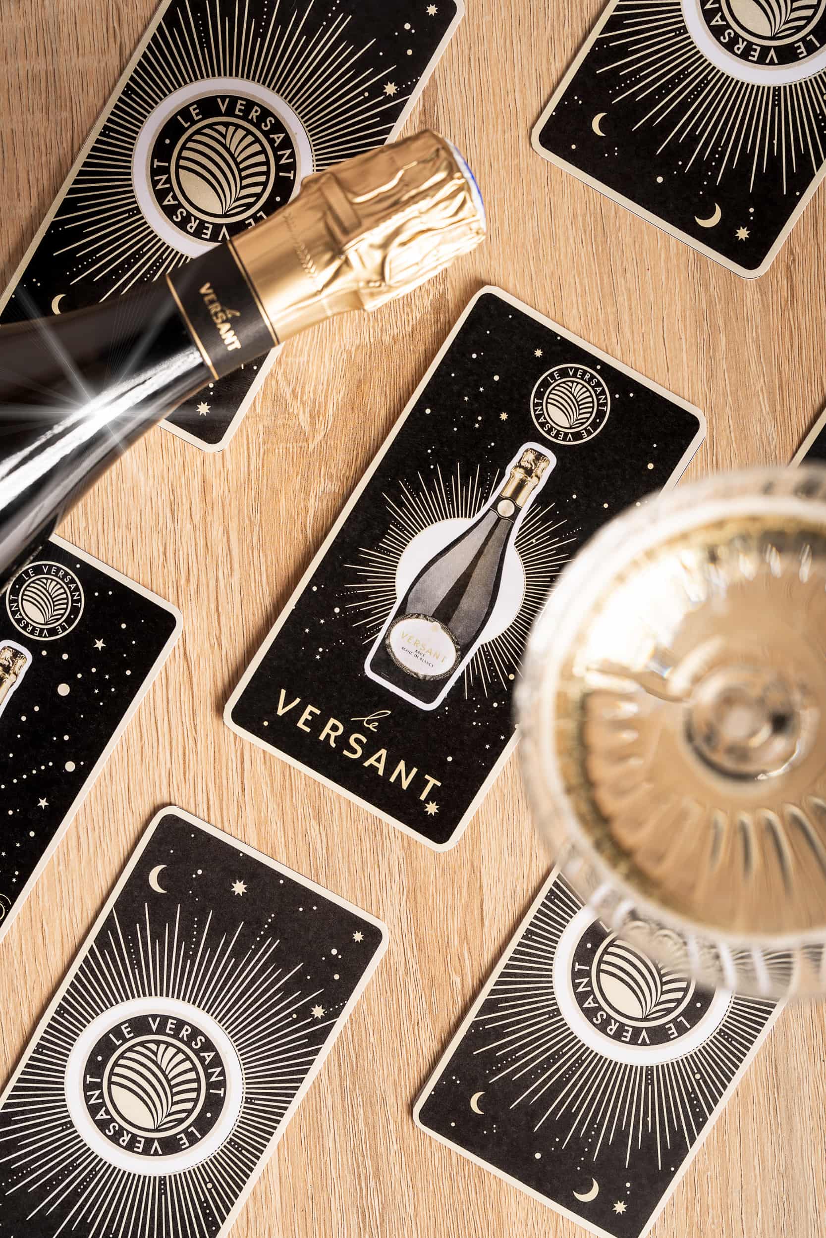 Photographie produit vin les Vignobles de Foncalieu le Versant Qapture jeu de cartes